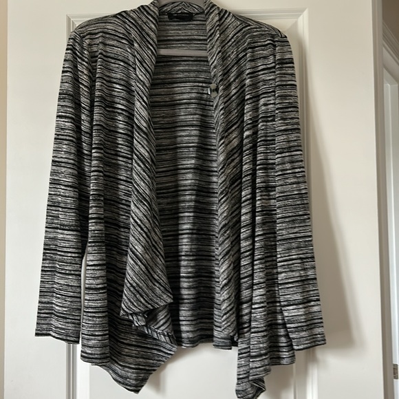 Beautiful Striped Cardigan! - Picture 5 of 6